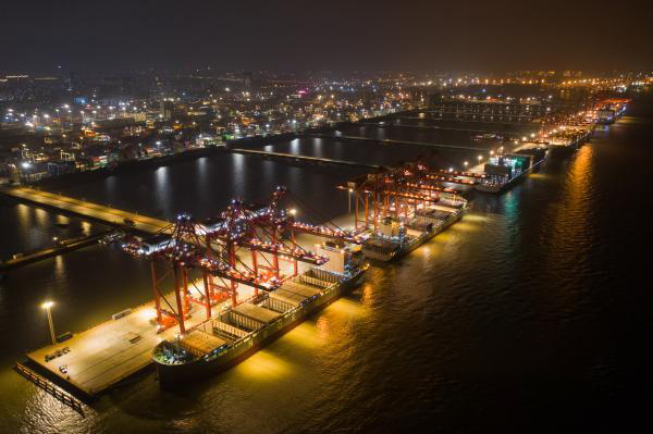 Ningbo Zhoushan Port adicionou uma doca verde 